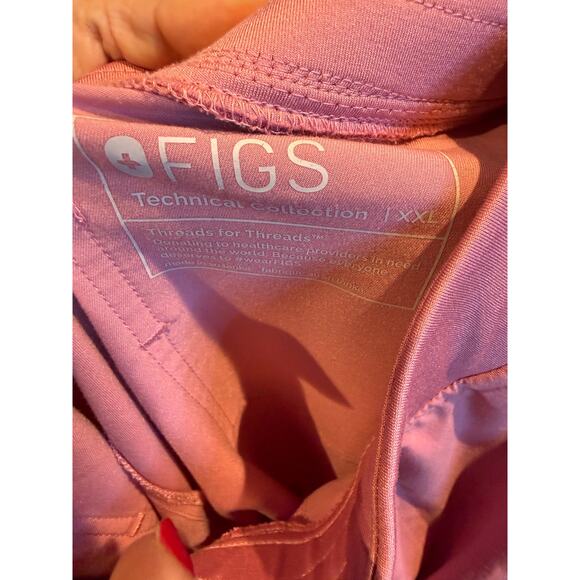 FIGS Technical Collection Scrub Set | Size XXL Top + Pants | Pink Rose - Picture 9 of 10